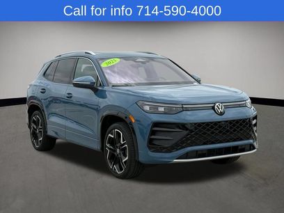 Used 2025 Volkswagen Tiguan SEL R-Line