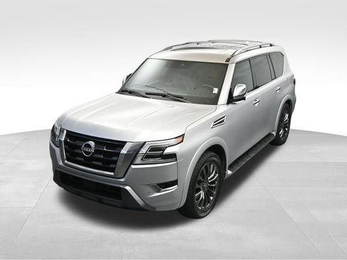 Used 2023 Nissan Armada Platinum w/ Captain's Chairs Package RWD image 18