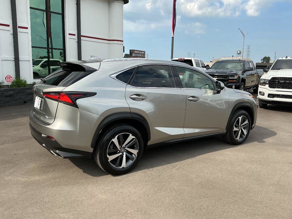 Used 2018 Lexus NX 300 FWD w/ Premium Package image 8