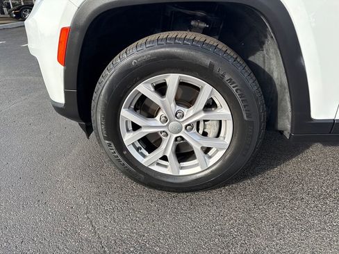 Used 2022 Jeep Grand Cherokee L Limited image 31