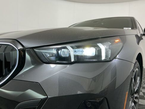 New 2026 BMW 530i w/ M Sport Package RWD image 5