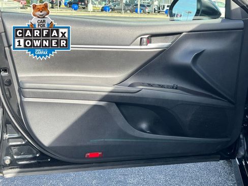 Used 2024 Toyota Camry LE image 9