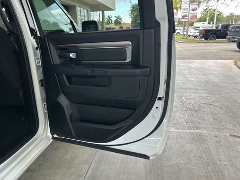 Used 2024 RAM 1500 Classic Warlock image 27