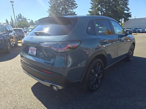 Used 2025 Honda HR-V Sport image 7
