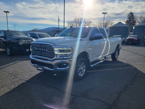 Used 2019 RAM 3500 Laramie image 13