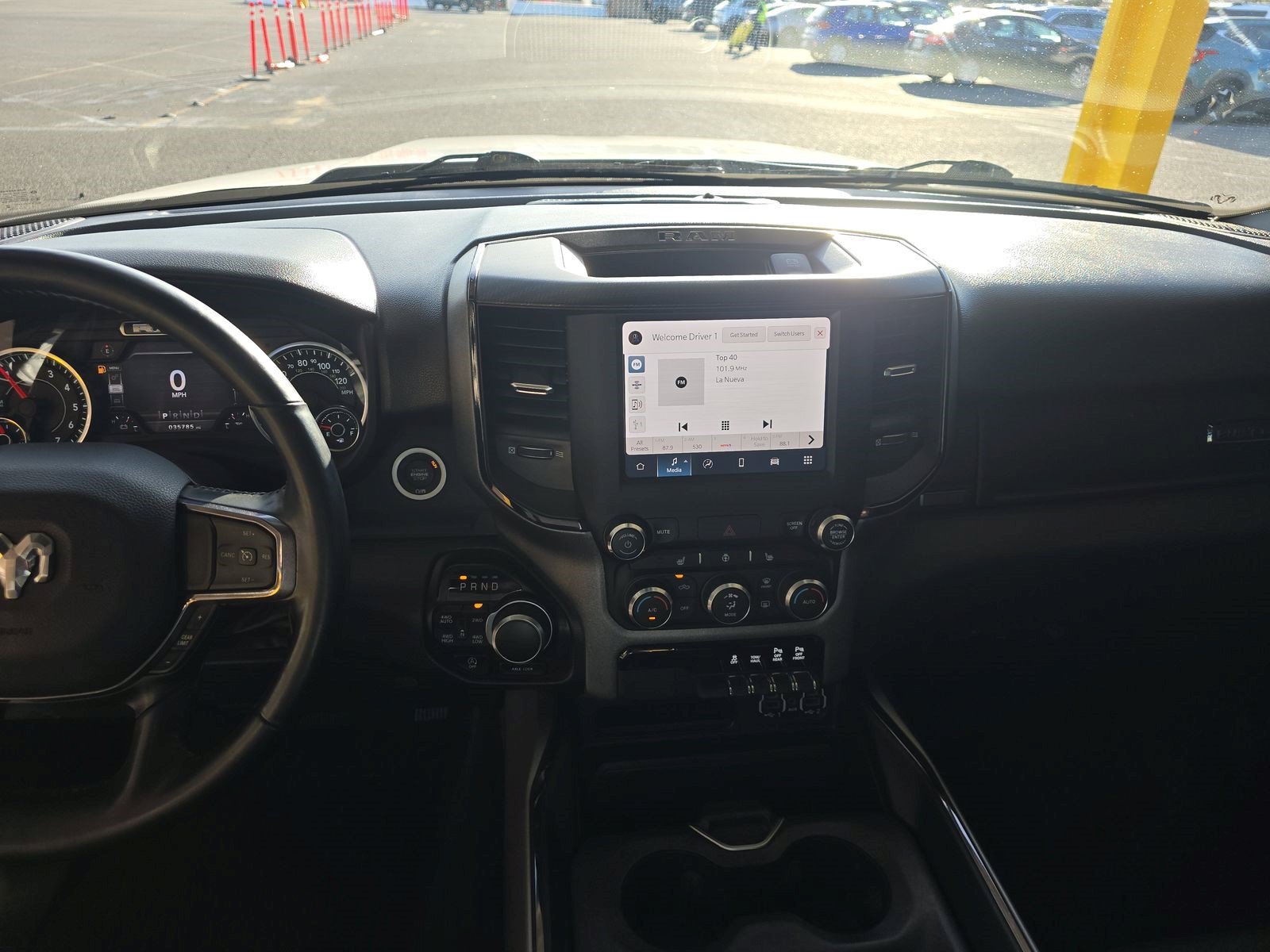 Used 2023 RAM 1500 Big Horn AWD/4WD image 9