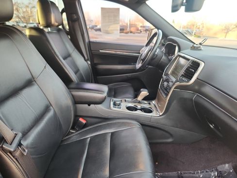 Used 2016 Jeep Grand Cherokee Limited w/ Trailer Tow Group IV image 20