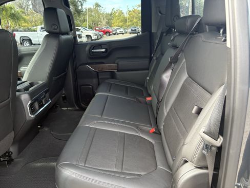 Used 2020 GMC Sierra 1500 Denali w/ Technology Package image 9