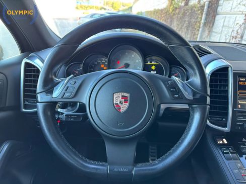 Used 2012 Porsche Cayenne S w/ Premium Pkg Plus image 21