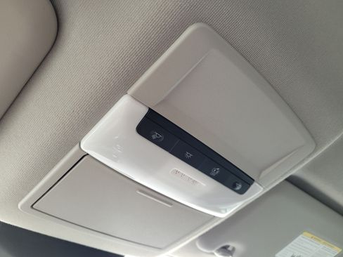 Used 2024 Nissan Sentra S FWD image 25