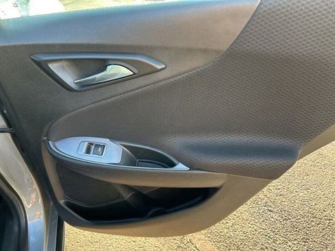 Used 2024 Chevrolet Malibu LT image 32