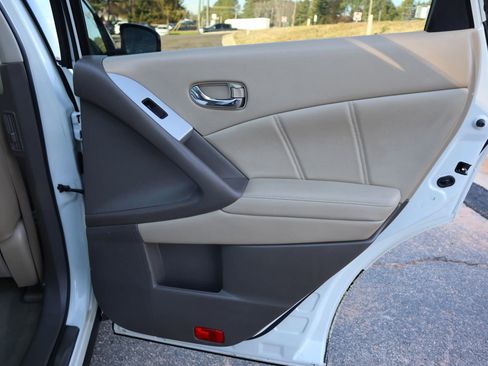 Used 2011 Nissan Murano SL w/ Navigation Pkg image 20