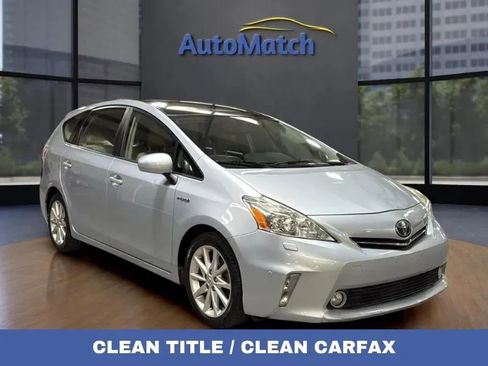 Used 2014 Toyota Prius V Five image 1