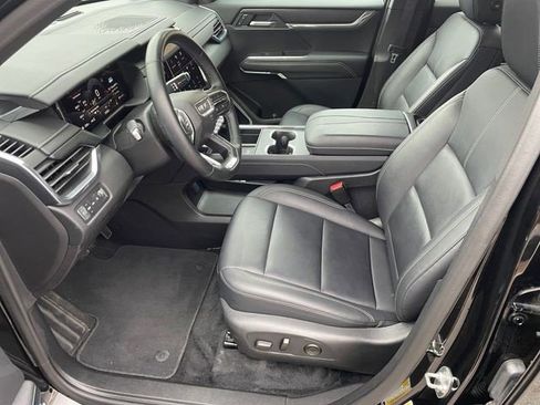 Certified 2024 GMC Acadia Elevation image 9