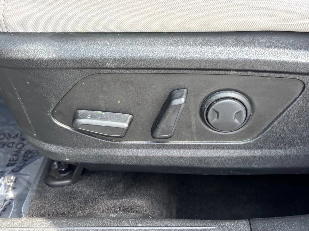 Used 2025 Hyundai Tucson SEL FWD image 11