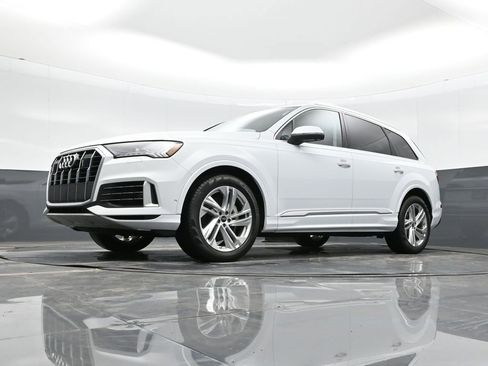 Used 2023 Audi Q7 3.0T Prestige image 34