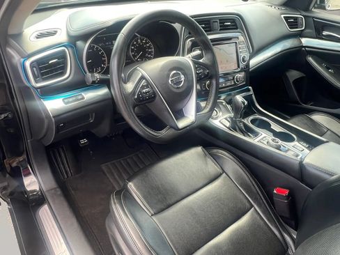 Used 2022 Nissan Maxima SV w/ Floor Mat Group FWD image 14