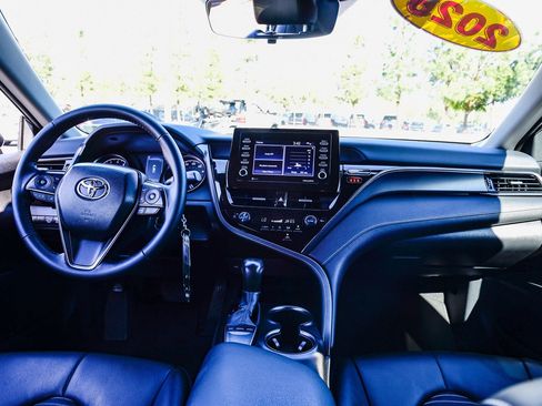 Certified 2023 Toyota Camry SE image 15