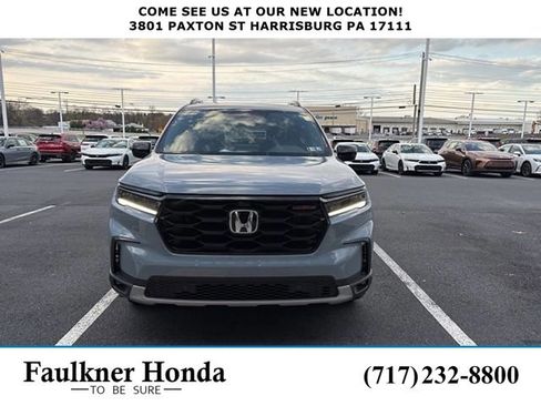 Used 2025 Honda Pilot TrailSport image 1