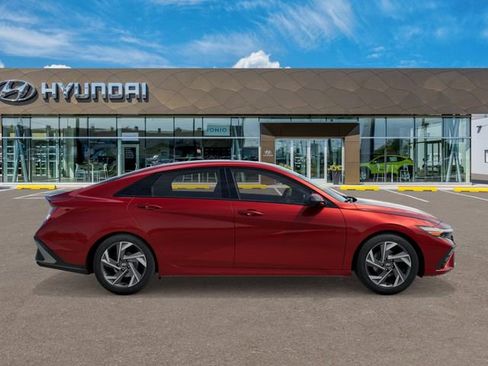 New 2026 Hyundai Elantra SEL Sport Premium FWD image 7