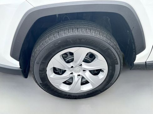 Used 2024 Toyota RAV4 LE image 26