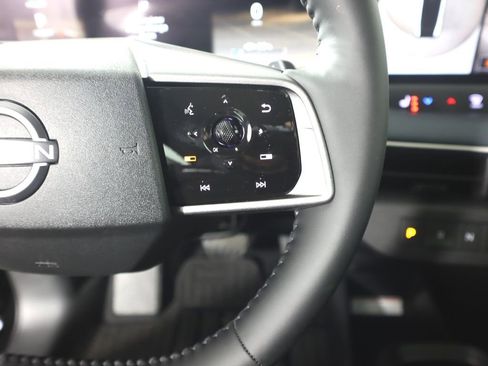 New 2026 Nissan Leaf Platinum+ image 15