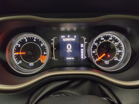 Used 2015 Jeep Cherokee Latitude FWD image 23
