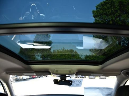 New 2026 Volkswagen Atlas SE image 25