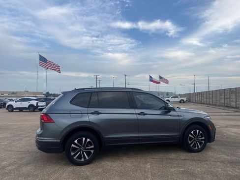 Used 2022 Volkswagen Tiguan S FWD image 23