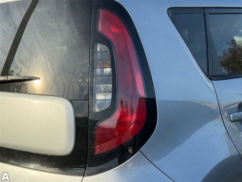 Used 2014 Kia Soul image 10