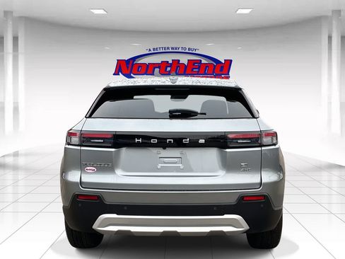 Used 2024 Honda Prologue EX image 6