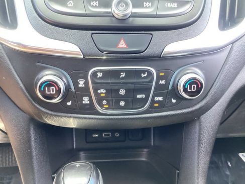 Used 2020 Chevrolet Equinox LT AWD/4WD image 24