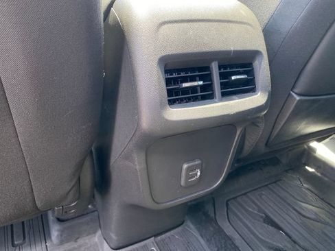 Used 2022 GMC Terrain SLE w/ Driver Convenience Package AWD/4WD image 20