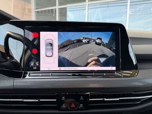 Used 2024 Volkswagen GTI SE w/ SE Leather Seats Package image 21