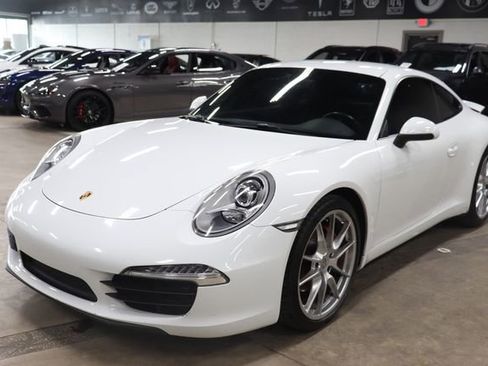 Used 2016 Porsche 911 Carrera RWD image 1