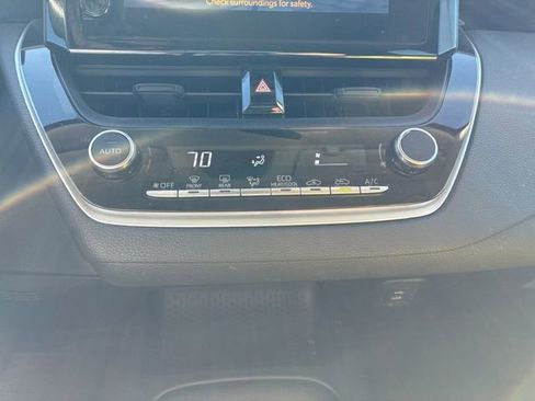 Used 2023 Toyota Corolla LE image 14