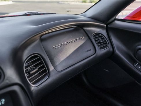 Used 2000 Chevrolet Corvette Coupe w/ Lighting Pkg RWD image 48