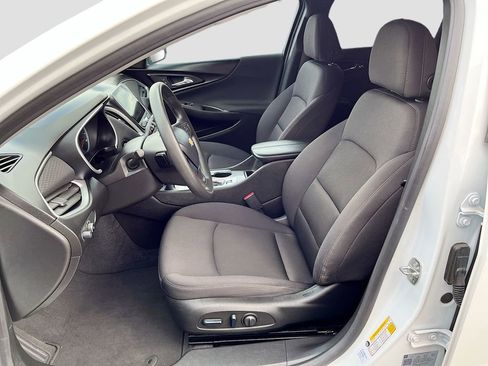 Used 2024 Chevrolet Malibu LT FWD image 22