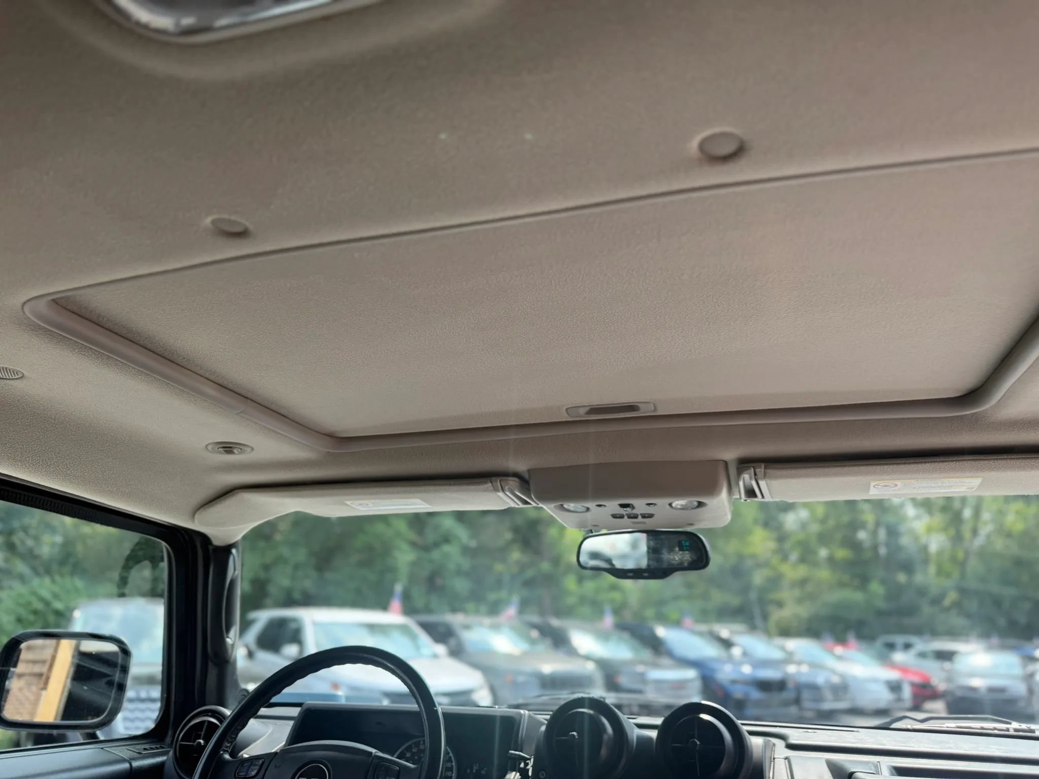 Used 2005 HUMMER H2 w/ Preferred Equipment Group AWD/4WD image 24