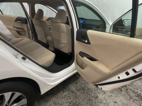 Used 2013 Honda Accord LX image 23