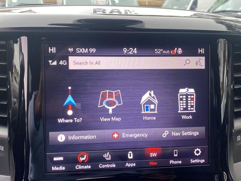 Used 2019 RAM 2500 Laramie image 12