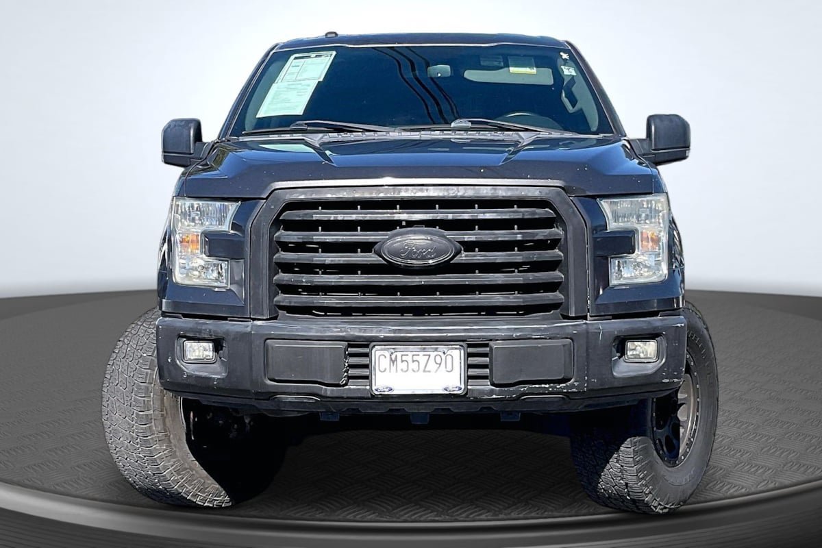 Used 2016 Ford F150 XLT w/ Equipment Group 301A Mid RWD image 3