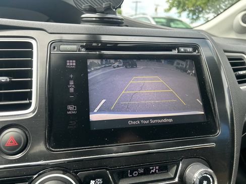 Used 2015 Honda Civic SE image 8