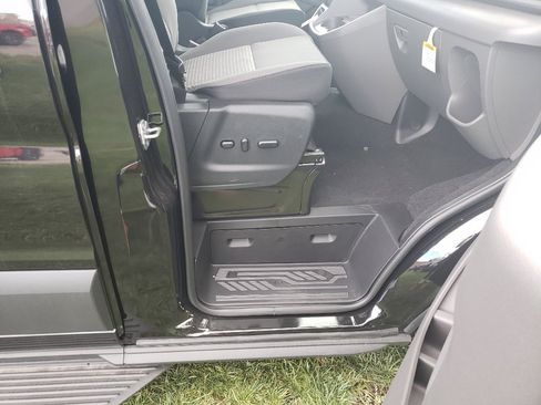 New 2025 Ford Transit 350 XLT image 18