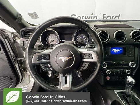 Used 2019 Ford Mustang Coupe image 7