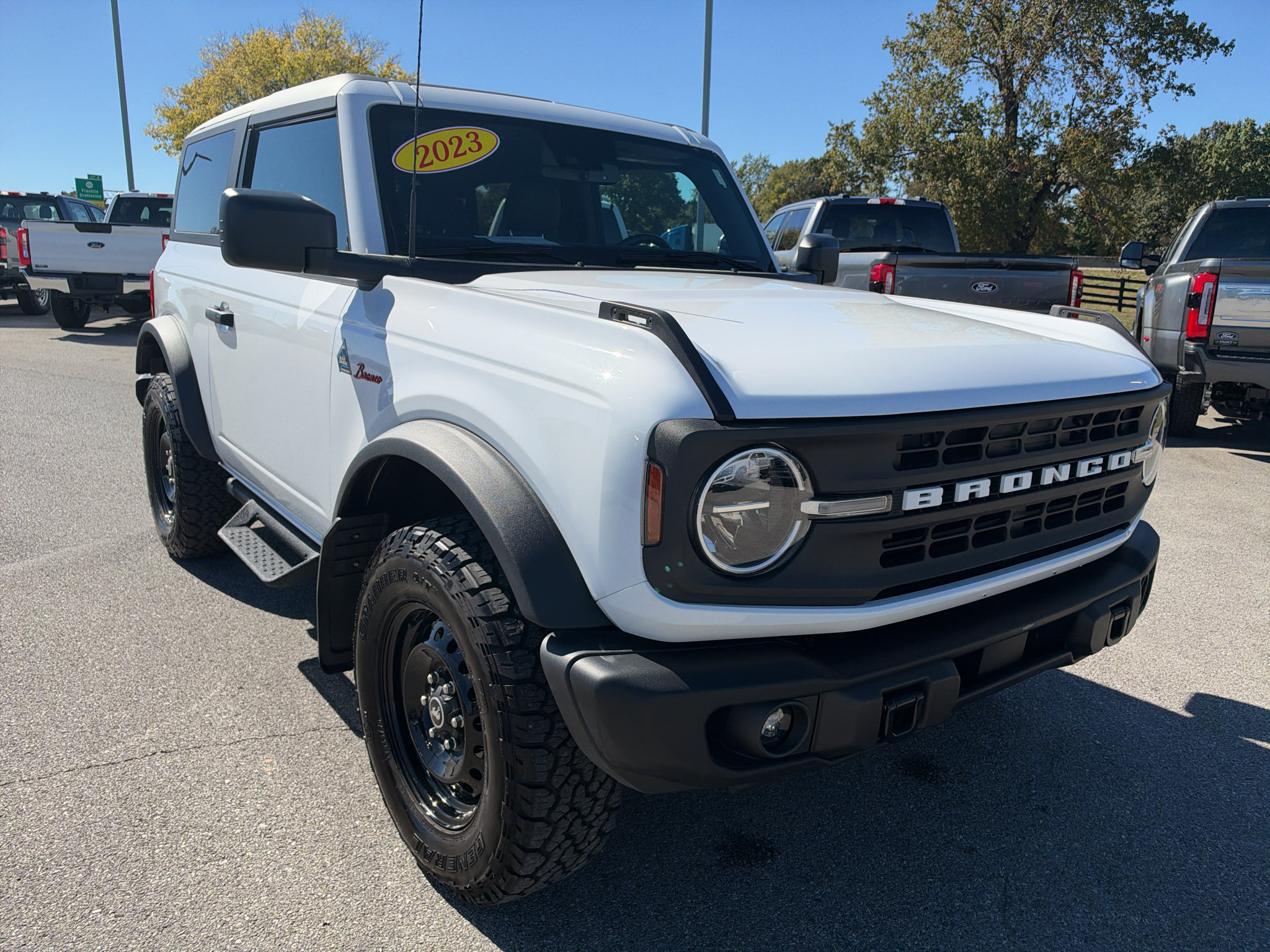 Certified 2023 Ford Bronco Black Diamond AWD/4WD image 3