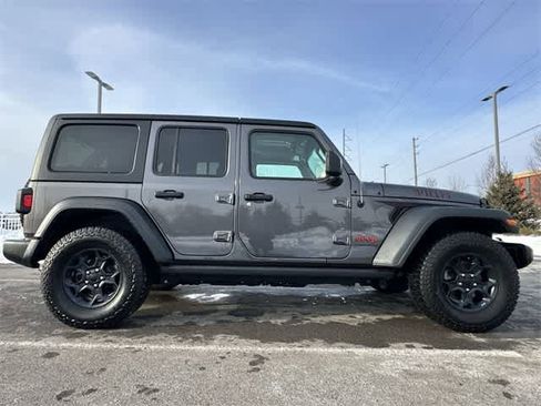 Used 2023 Jeep Wrangler Unlimited Sport image 3
