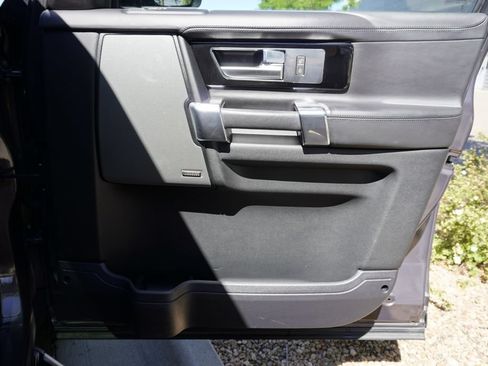 Used 2016 Land Rover LR4 HSE LUX AWD/4WD image 21