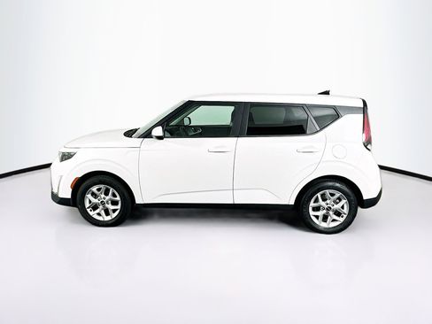 Used 2024 Kia Soul LX w/ Option Group 015 image 4