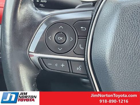 Used 2020 Toyota Camry XSE FWD image 28